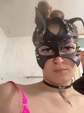 cutemilana_sexwife from StripChat is Freechat