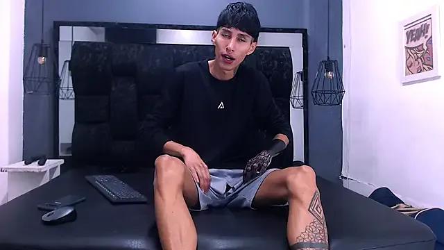 Daniel_delux_ from StripChat is Freechat