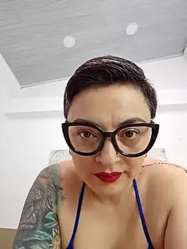Find your cherished anal broadcaster match with our advanced interactive search and filtering options, allowing you to tailor-make your live event desires.
