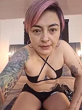 Find your cherished anal broadcaster match with our advanced interactive search and filtering options, allowing you to tailor-make your live event desires.