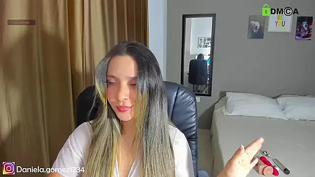 Find your cherished anal broadcaster match with our advanced interactive search and filtering options, allowing you to tailor-make your live event desires.