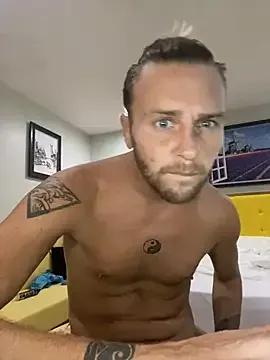 DannyAndKiki from StripChat is Freechat