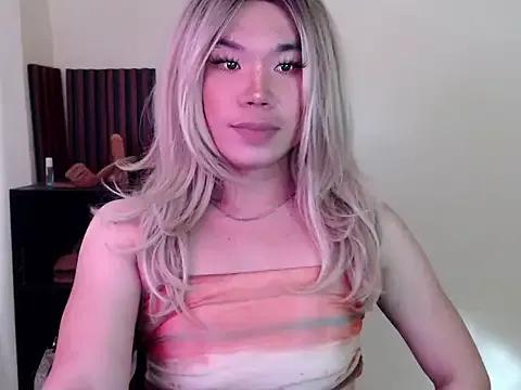 Dazzlingcarol from StripChat