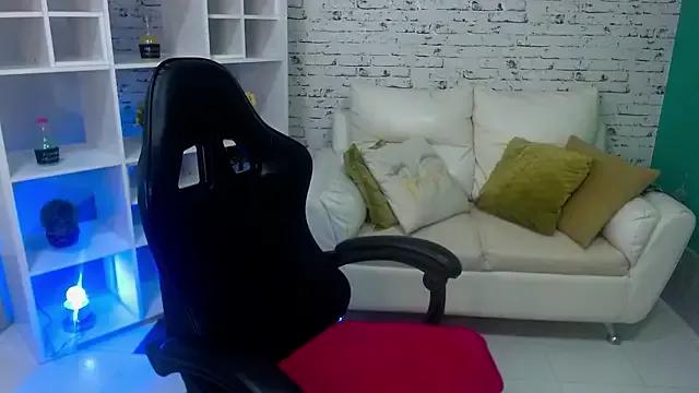 debora_mil_fuegos from StripChat is Freechat