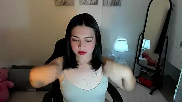 DemiLeander from StripChat is Freechat
