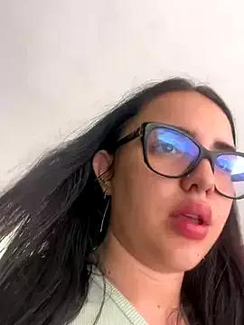 diamond_glow from StripChat is Freechat