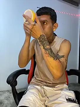 dilan_abraham12 from StripChat is Freechat