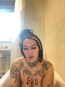 DIRTY_PAISLEY_X from StripChat is Freechat
