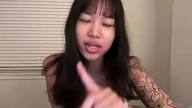 Donna_creamteam from StripChat