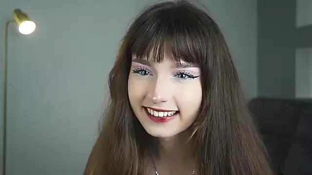 DreamyDaisy from StripChat is Freechat