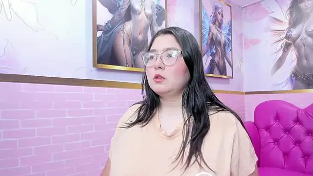 Dulce_meow from StripChat is Freechat