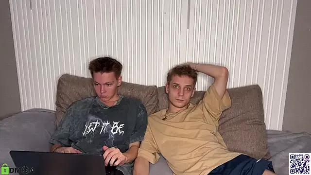 Eaton_ from StripChat is Freechat