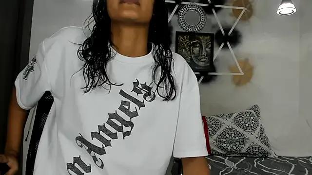 Find your cherished anal broadcaster match with our advanced interactive search and filtering options, allowing you to tailor-make your live event desires.