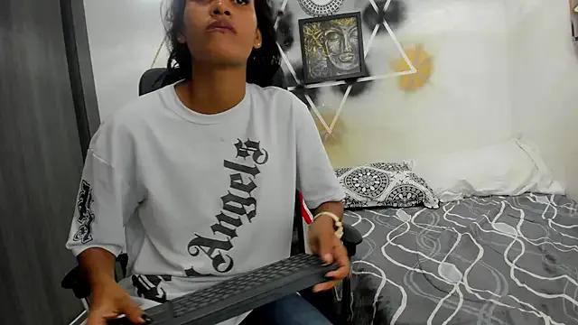 Find your cherished anal broadcaster match with our advanced interactive search and filtering options, allowing you to tailor-make your live event desires.