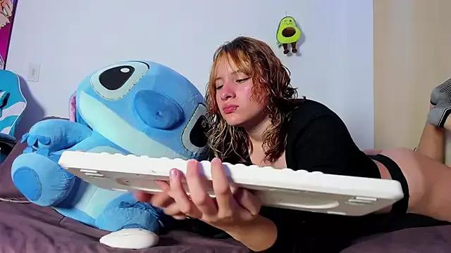 Ellie_and_andy from StripChat