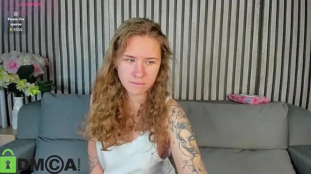 Elsie_Cutties from StripChat is Freechat