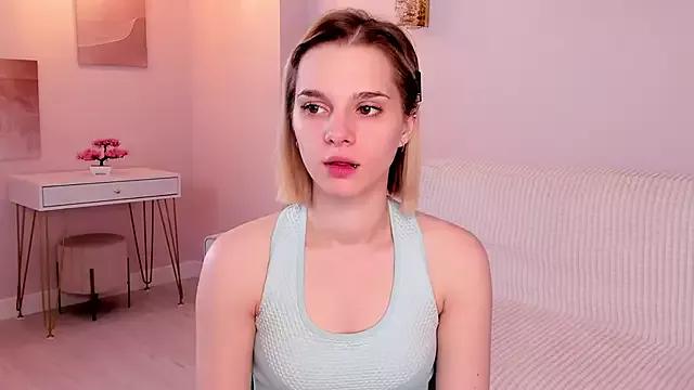 ElvinaGodsil from StripChat is Freechat