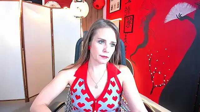 EmiliaBedy from StripChat