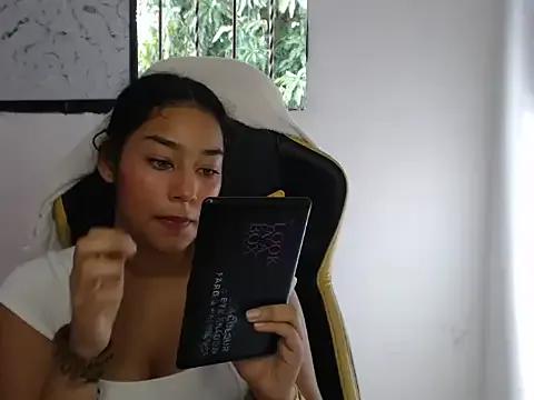 emily_stars1 from StripChat is Freechat