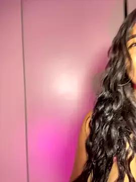 EmilyZuits from StripChat is Freechat