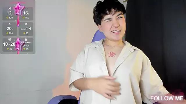 Emma_cute7 from StripChat