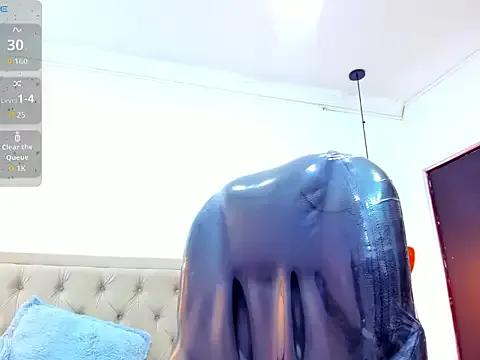Emma_purple_ from StripChat