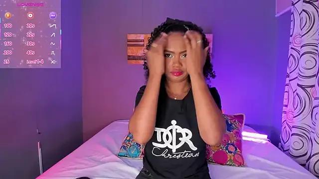 EmmaSmith06 from StripChat