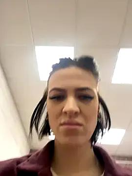 EmmaStarkk from StripChat is Freechat