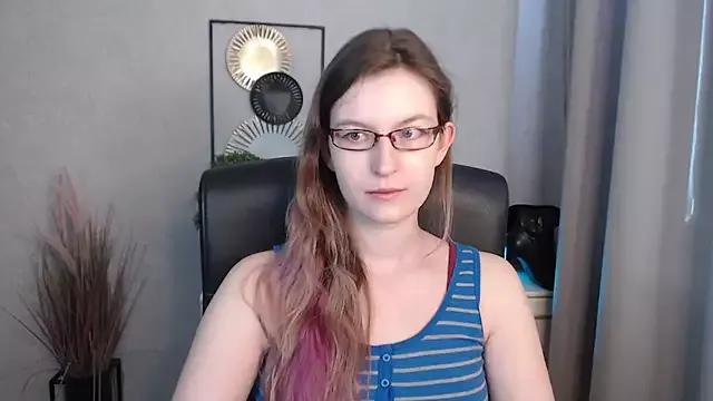 emmaxDelight from StripChat