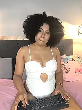 EmmilyBrant from StripChat