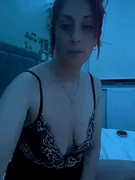 Englishhornybecca30 from StripChat is Freechat