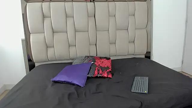 Enzo_issis from StripChat