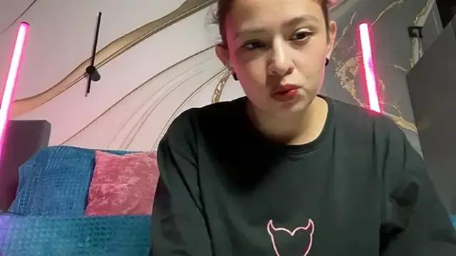 erikaa_miuu from StripChat is Freechat
