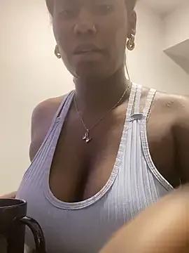 EroticAlana_ from StripChat is Freechat