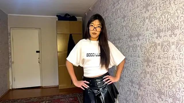 EsterCassius from StripChat is Freechat
