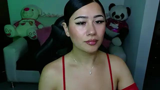 Evelyn_ch_ from StripChat