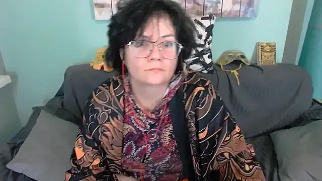 EverlyRays from StripChat is Freechat