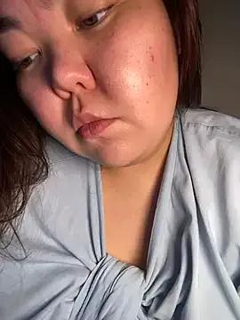 fatty_asian_girl from StripChat is Freechat