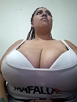 federica_bigboobs from StripChat is Freechat