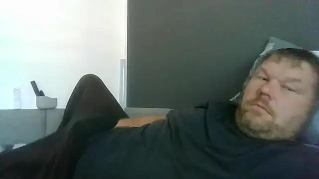 fetter_Daddy_Berlin from StripChat is Freechat