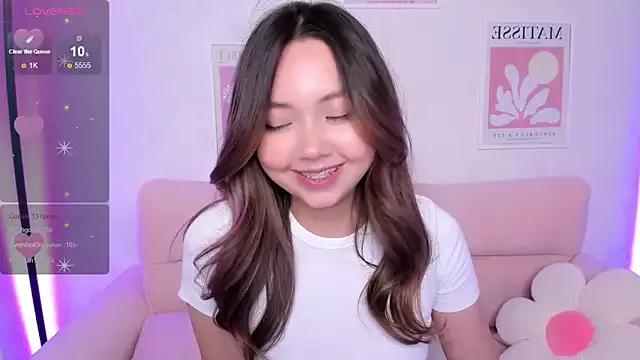 Fluffy_Rose from StripChat