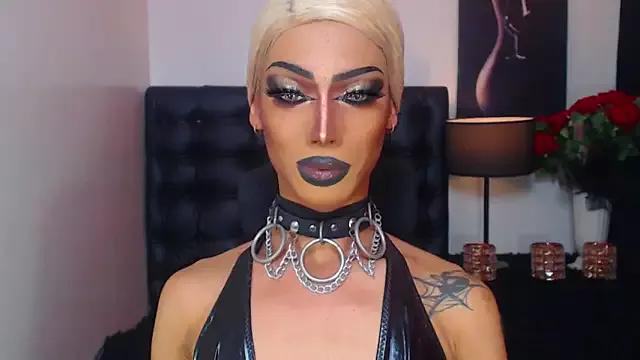 foxclassyramona_ts from StripChat is Freechat
