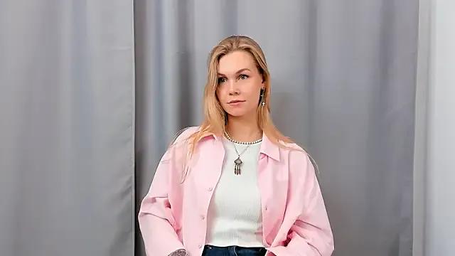 FranceDeare from StripChat is Freechat