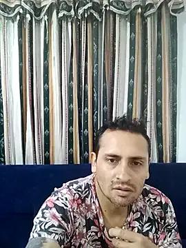 FRANKLAURi from StripChat is Freechat