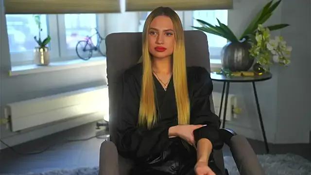 FreidaLerew from StripChat is Freechat