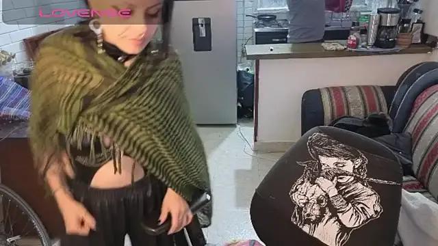 freyaa_sorcerees from StripChat is Freechat