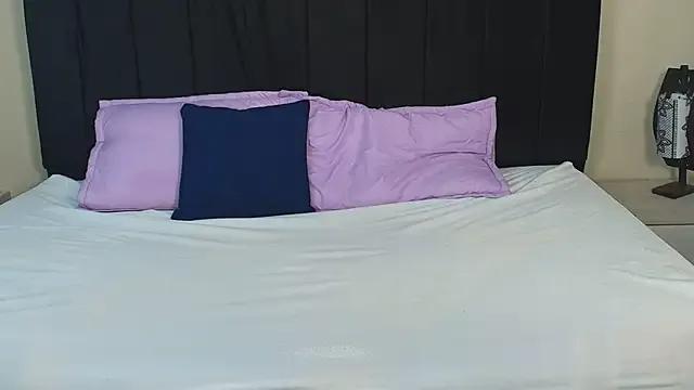 GabySweett_ from StripChat is Freechat