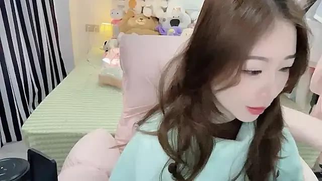 Gardenia-222 from StripChat is Freechat