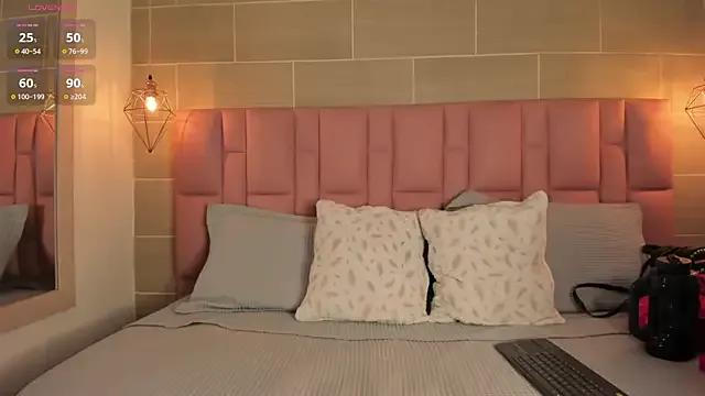 Gia-Rose- from StripChat is Freechat