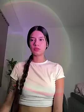 giasteele from StripChat is Freechat